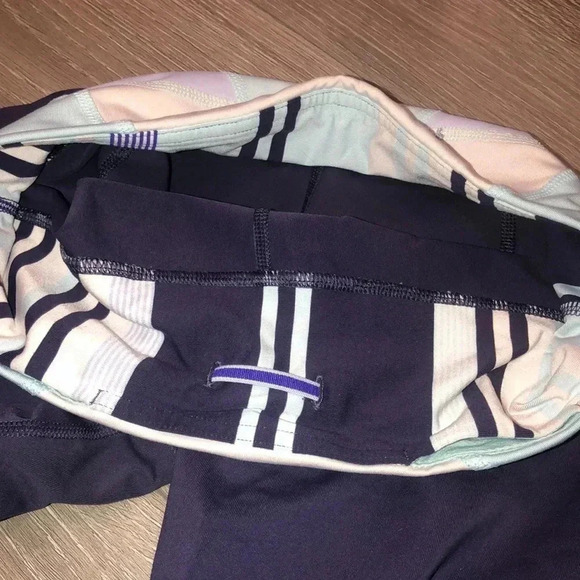 Lululemon blue Cropped Capri Legging size 4 - Picture 11 of 12